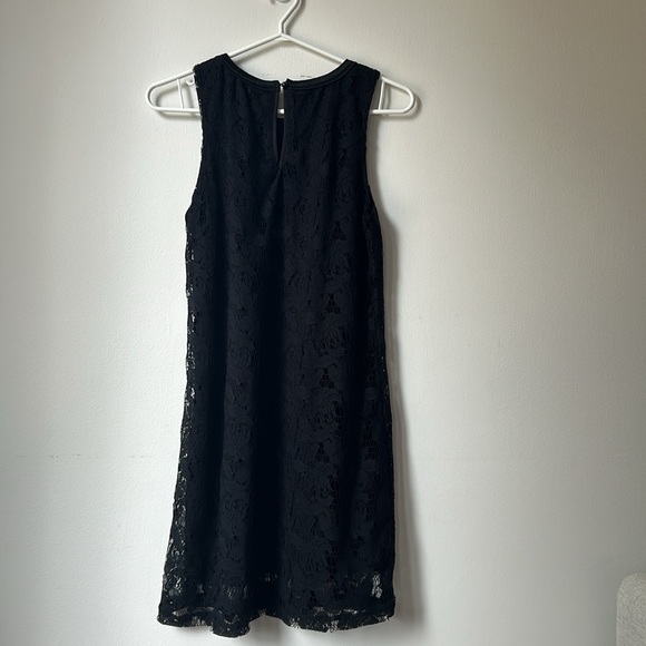 Vero Moda Black Lace Dress - Picture 2 of 3